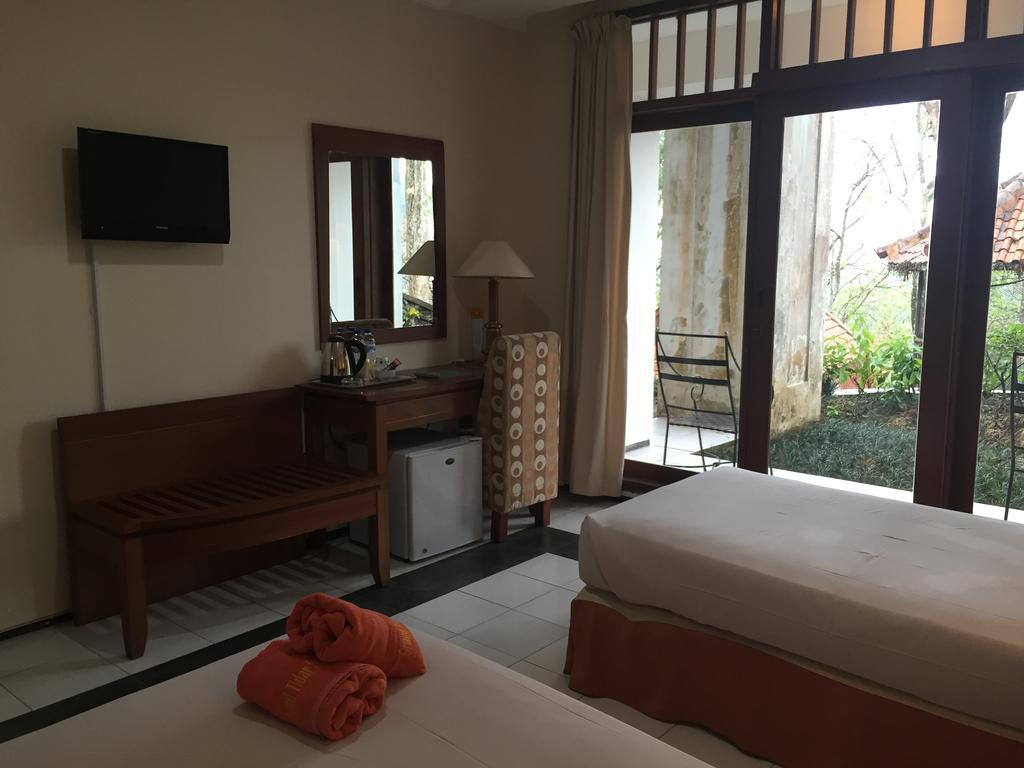Hotel Tidar Malang Exterior foto